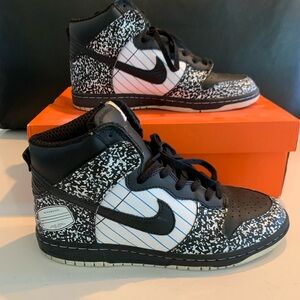 *Gently Used* Nike “Notebook”, men’s, size 9.5, sneakers